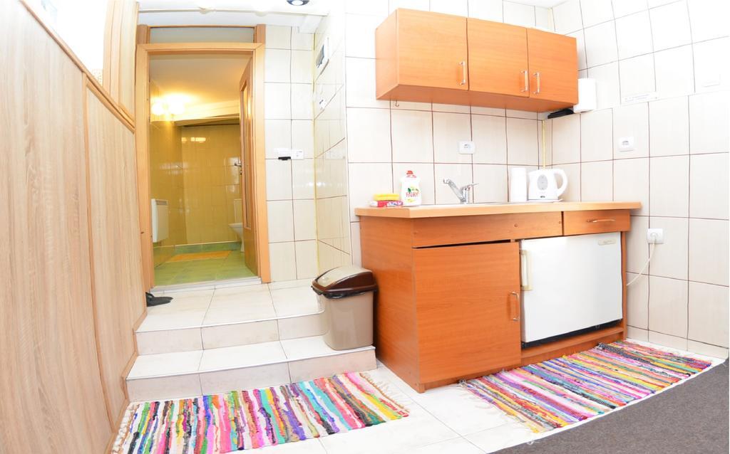 Apartments Dino Sarajevo Bagian luar foto